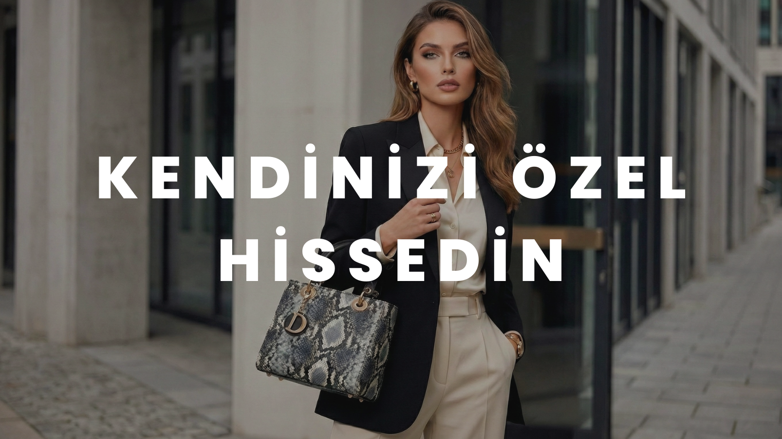 Siyah Leopar Desenli Çanta